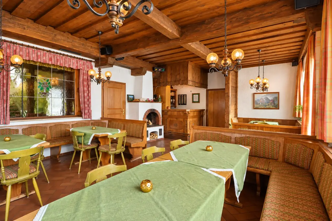 Haus Alpina   Stube 2